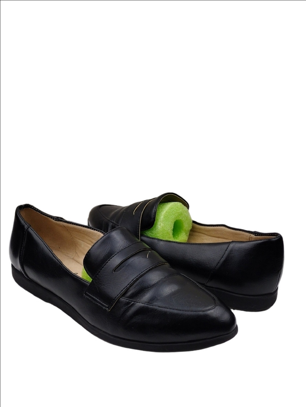 Life Stride Velocity 2.0 Anna Black Faux Leather Low Heel Point Toe Penny Loafer